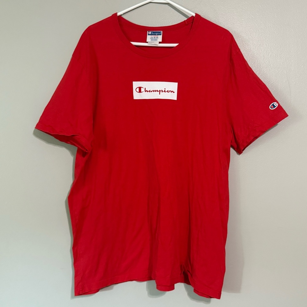 Champion Men's size XL Red Short Sleeved T-Shirt logo on front 658B5